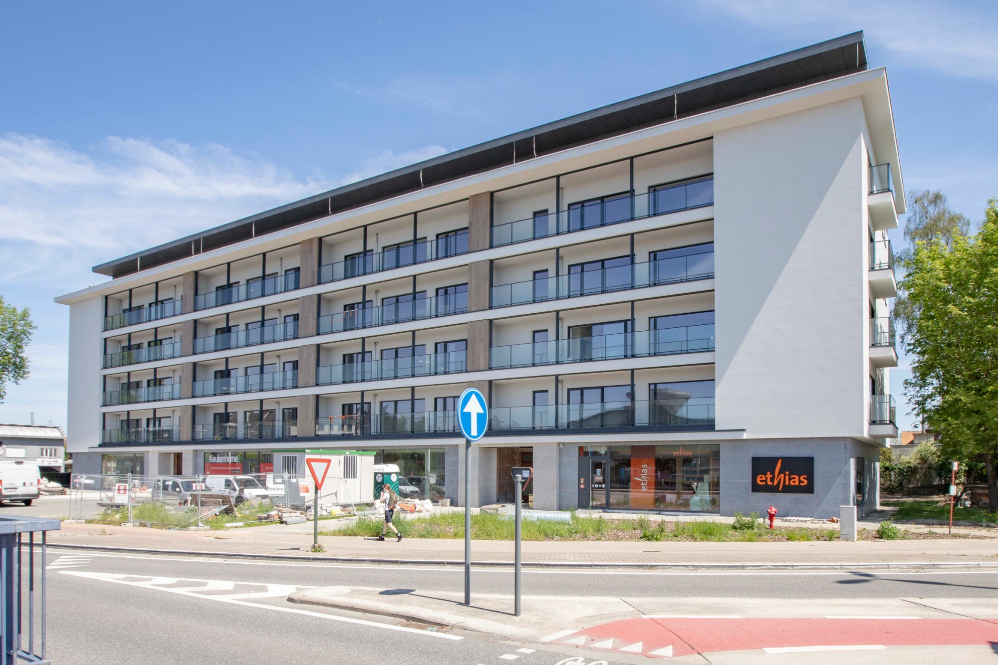 Apartment for sale in Sint-Niklaas with 2 bedrooms - photo 2