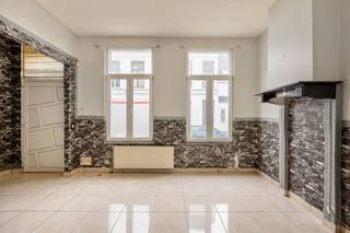 Charmante woning met 3 à 4 slaapkamers in het hart van BorgerhoutIn het hart van Borgerhout, op een steenworp van winkels, scholen en openbaar...