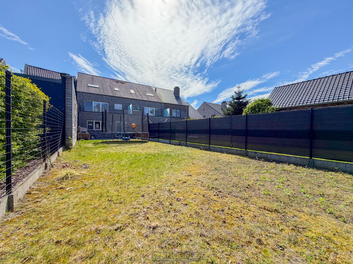 Te huur, recente ruime woning met 3 slaapkamers en tuin te Herzele - photo 3