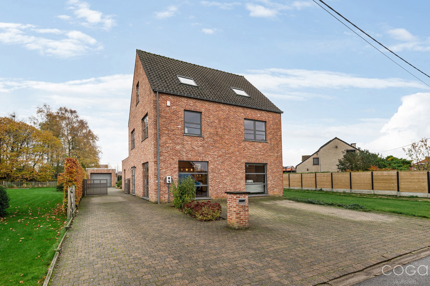 Ruime woning, H.O.B., met 5 slpk - 2 badk in centrum Brecht! - foto 1