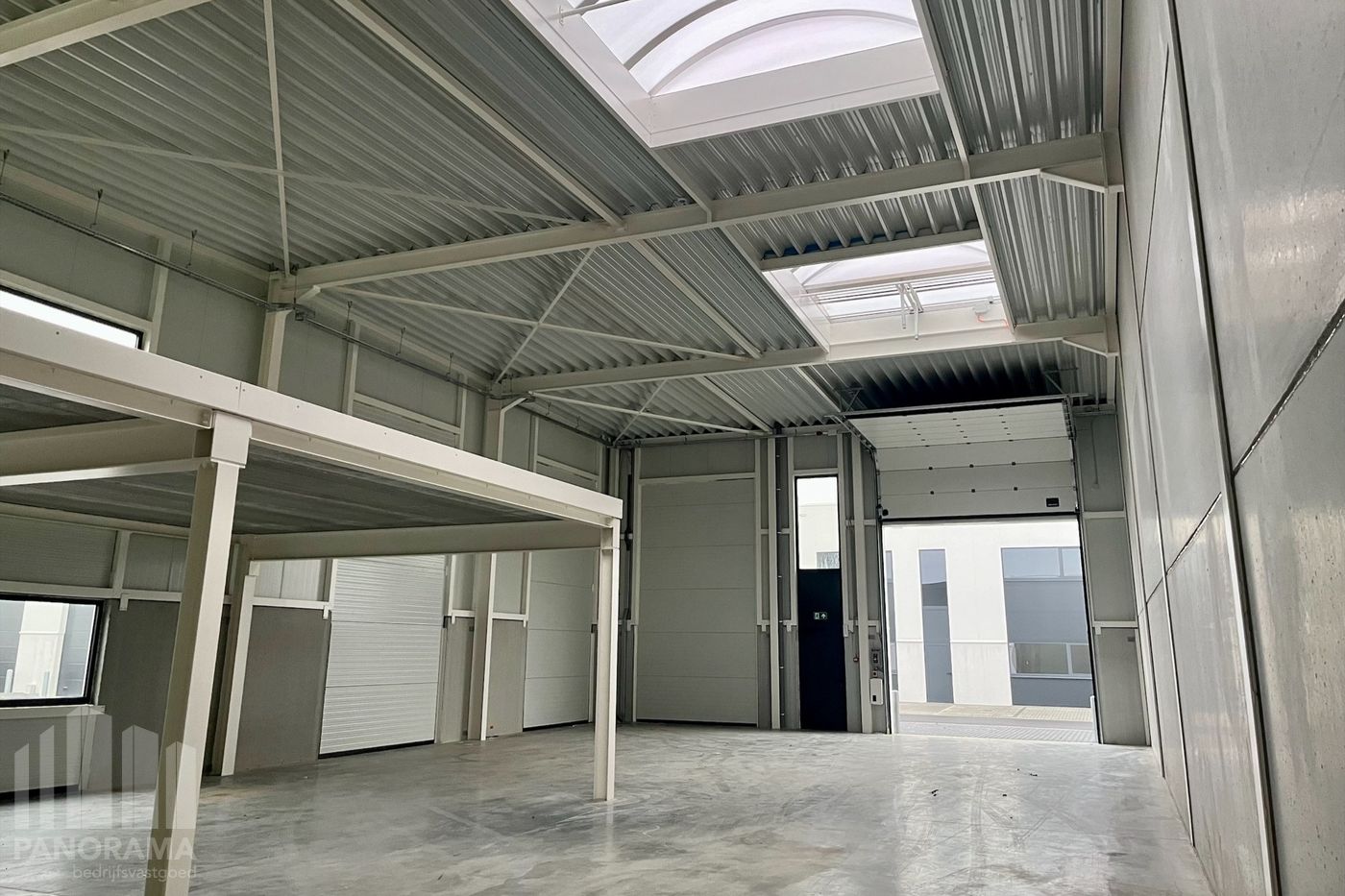 Nieuwbouw KMO-unit van 357 m² met mezzanine nabij de E314 - foto 2