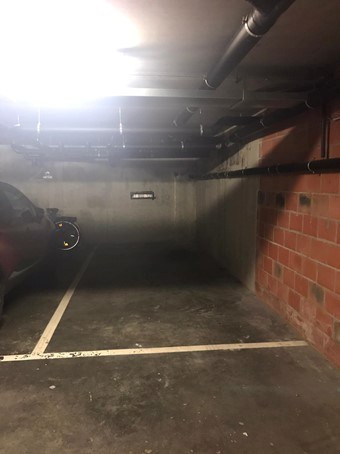 Overdekte autostaanplaats te huur - foto 4