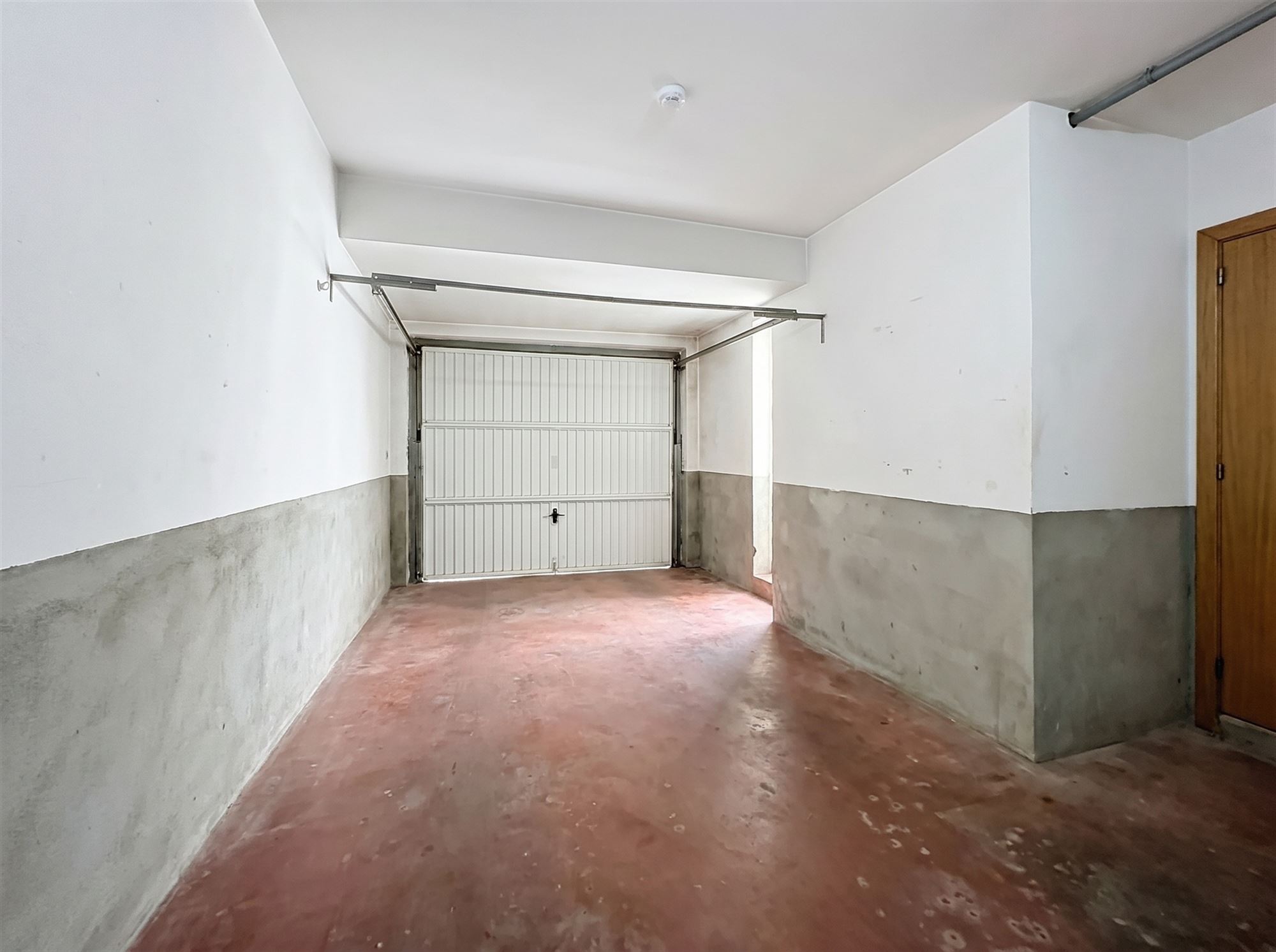 Halfopen woning met 3 slaapkamers en garage in Harelbeke! - foto 5