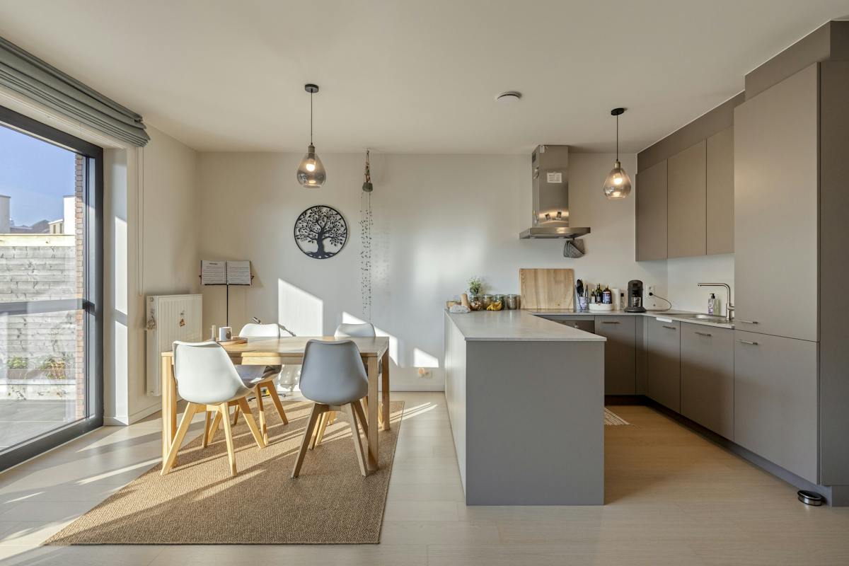 Lichtrijk appartement met één slaapkamer en zonnige stadstuin - foto 5