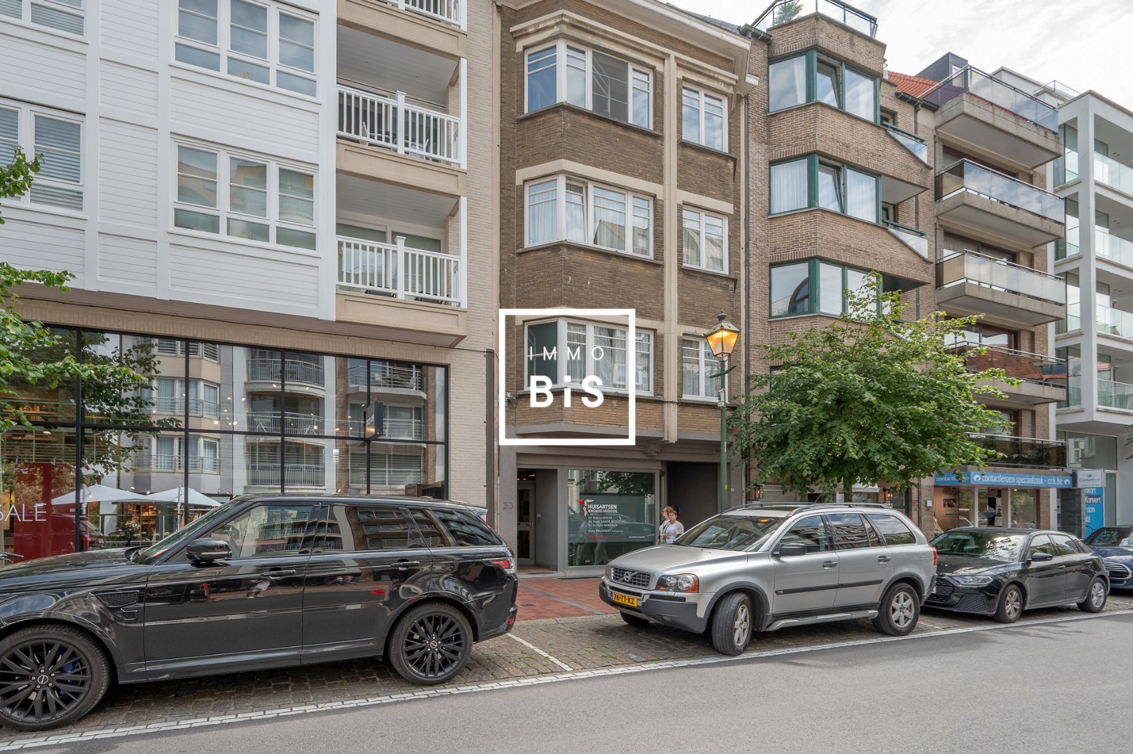 Centraal gelegen instapklaar handelspand op topligging in de Dumortierlaan - foto 1