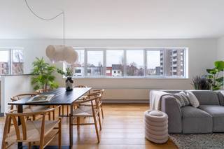 Groen wonen met alles dichtbijDe Krijgslaan in Wilrijk is zo’n plek waar je simpelweg graag thuiskomt. Park Van Eeden ligt vlakbij voor een frisse...