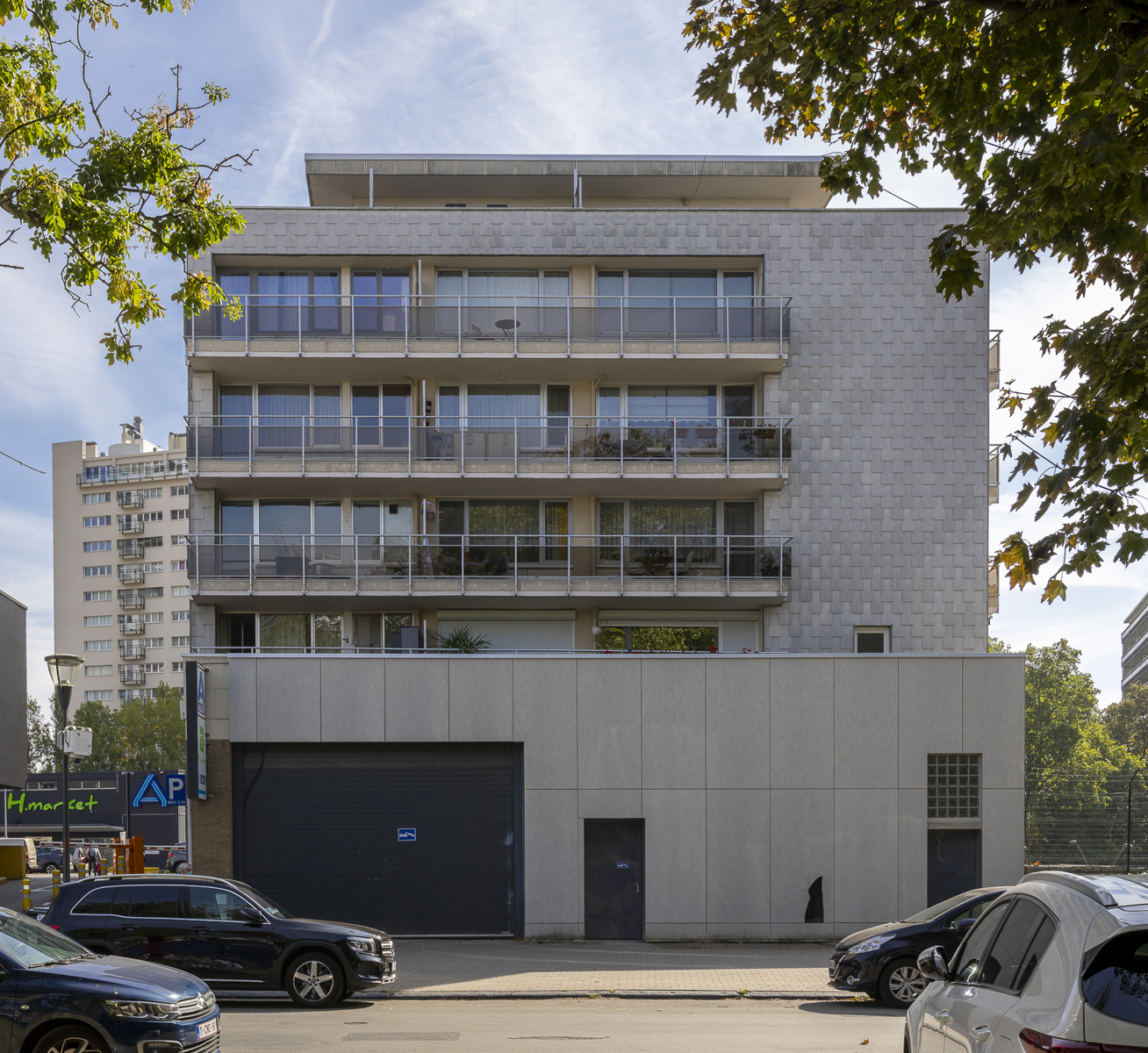 Strategisch gelegen opslagplaats/atelier met garagebox - foto 1