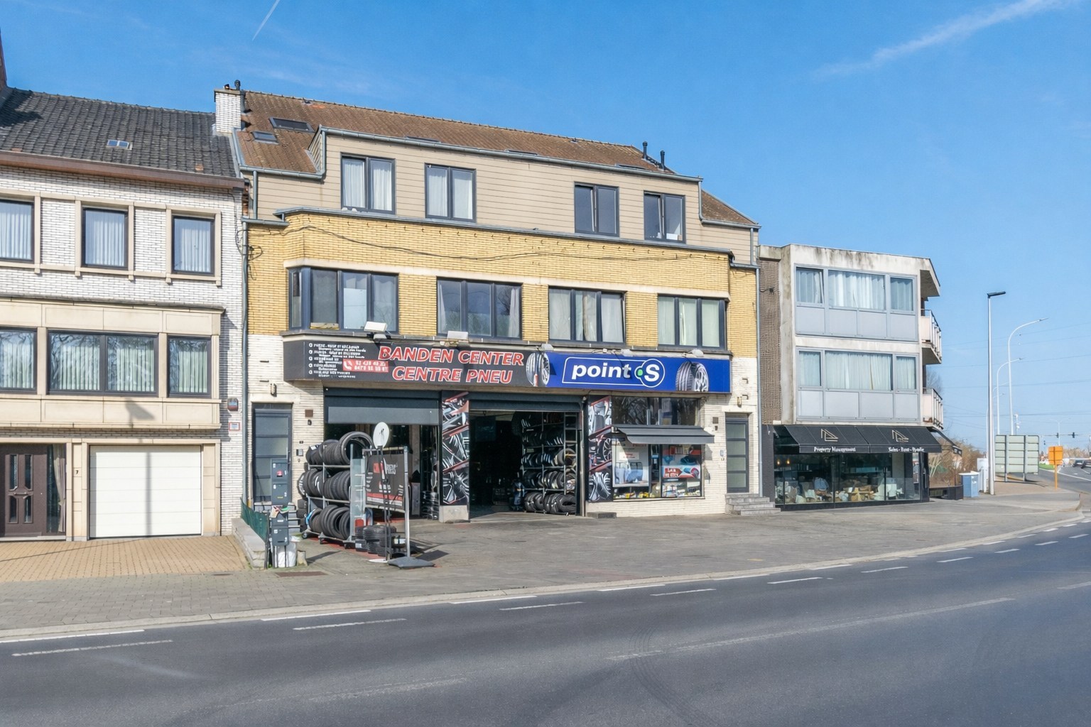 OPBRENGSTGEBOUW MET 4 RUIME APP + HANGAR (350m²)! - foto 3