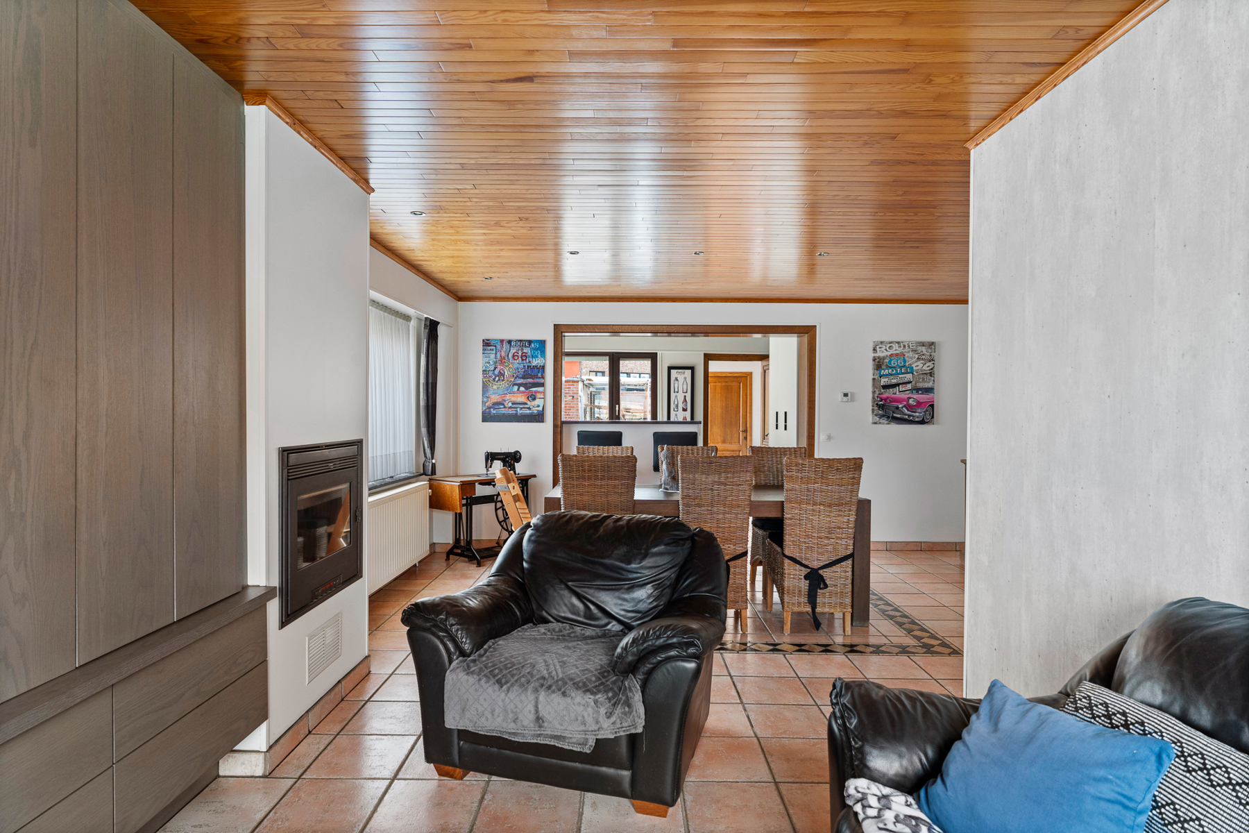 Lichtrijke woning met ruime indeling en sterk potentieel - foto 5