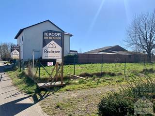 Bent u op zoek naar de perfecte locatie om uw #droomhuis te bouwen?Oppervlakte: 536 m²Ligging: Rustige en groene omgeving, maar toch dicht bij het...