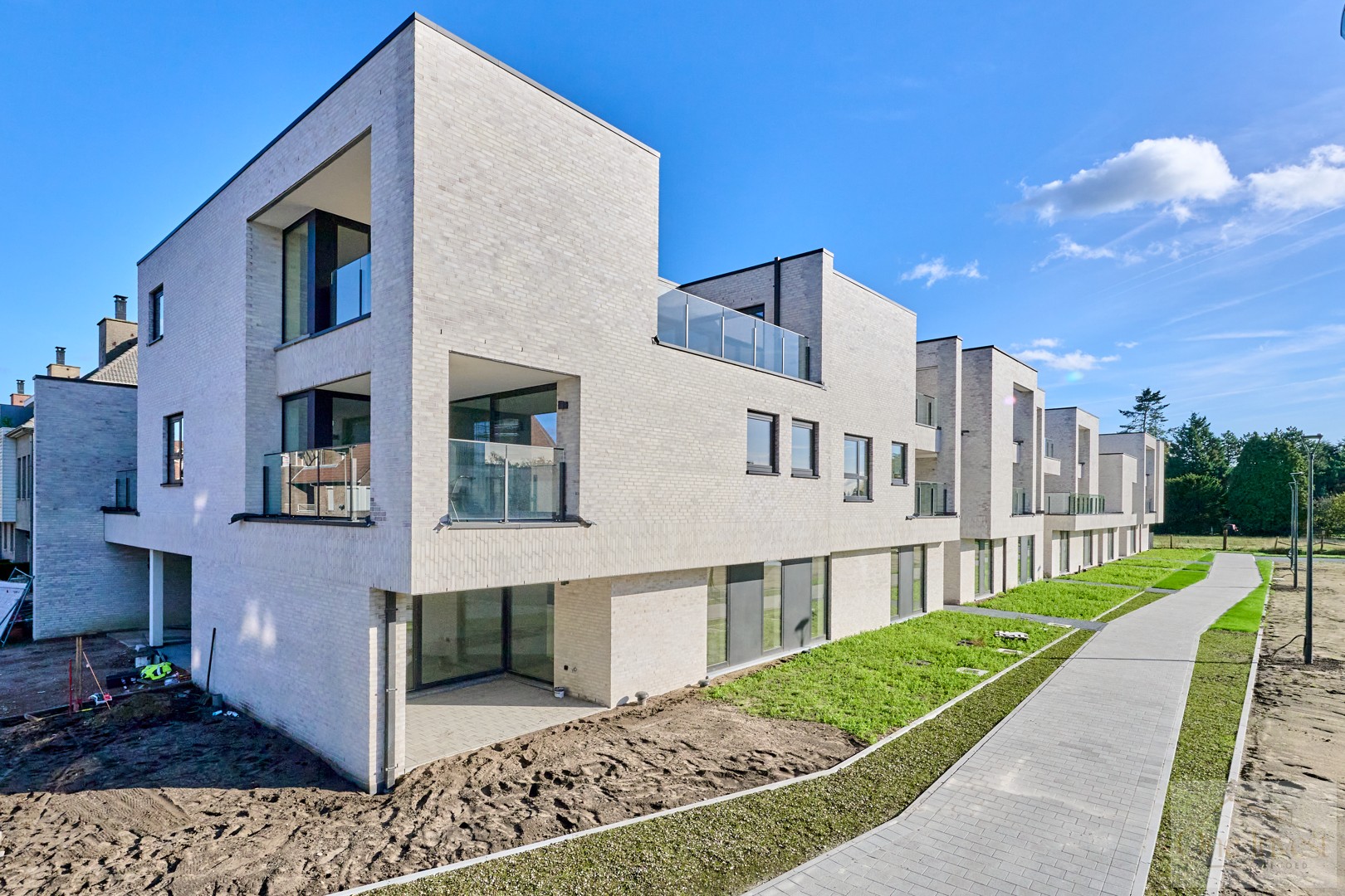 Nieuwbouwappartement op de eerste verdieping met 3 slaapkamers en een ruim terras - foto 5