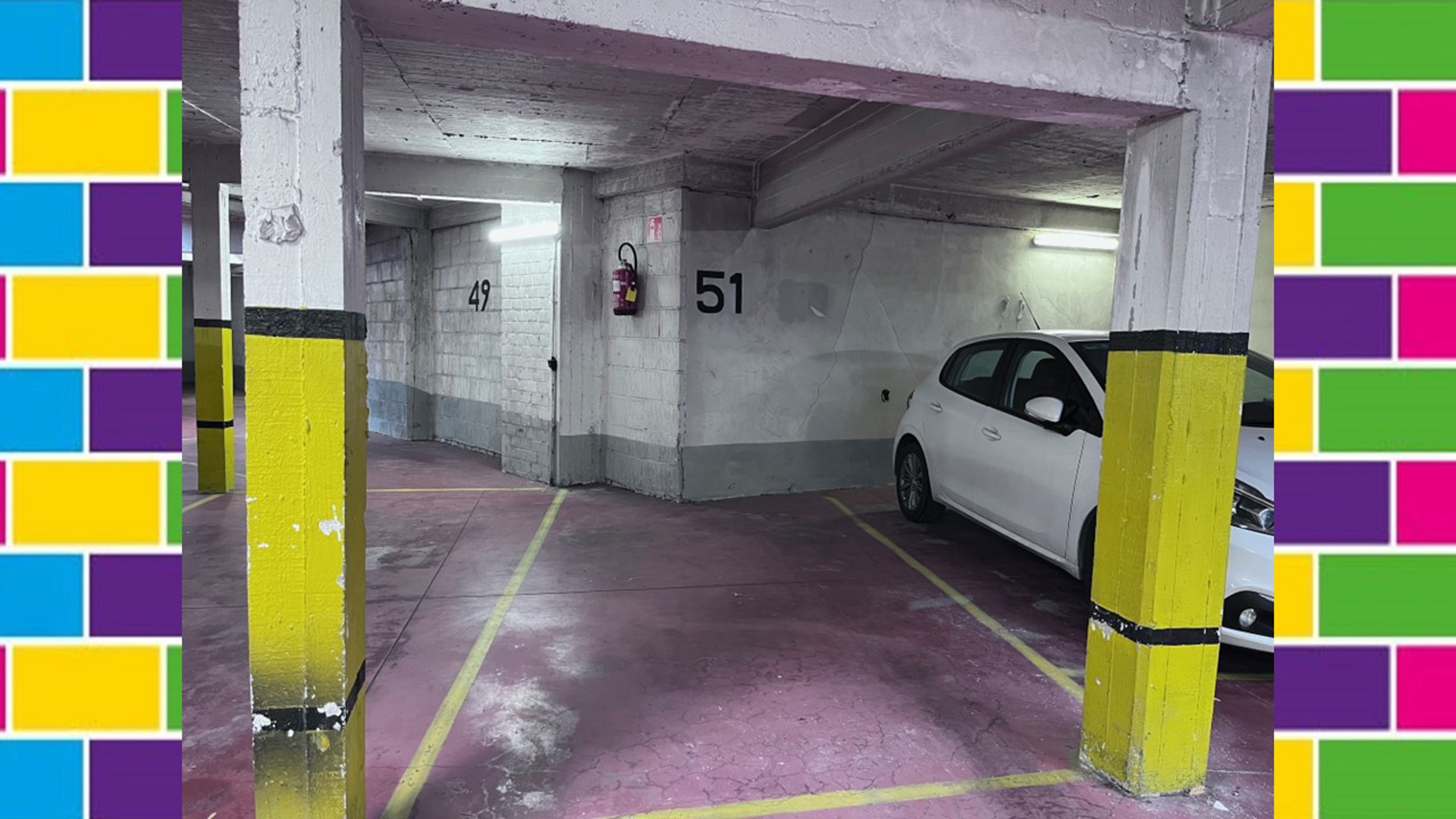 Garage for sale in Brussels - photo 1