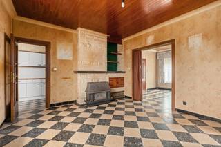 [[ DIT PAND NEEMT DEEL AAN DE ERA OPEN HUIZEN DAG OP 13/6 VAN 14:30 TOT 15:30 ]]Te koop: Ruim halfopen huis in de Zeveneikenstraat, Buggenhout,...