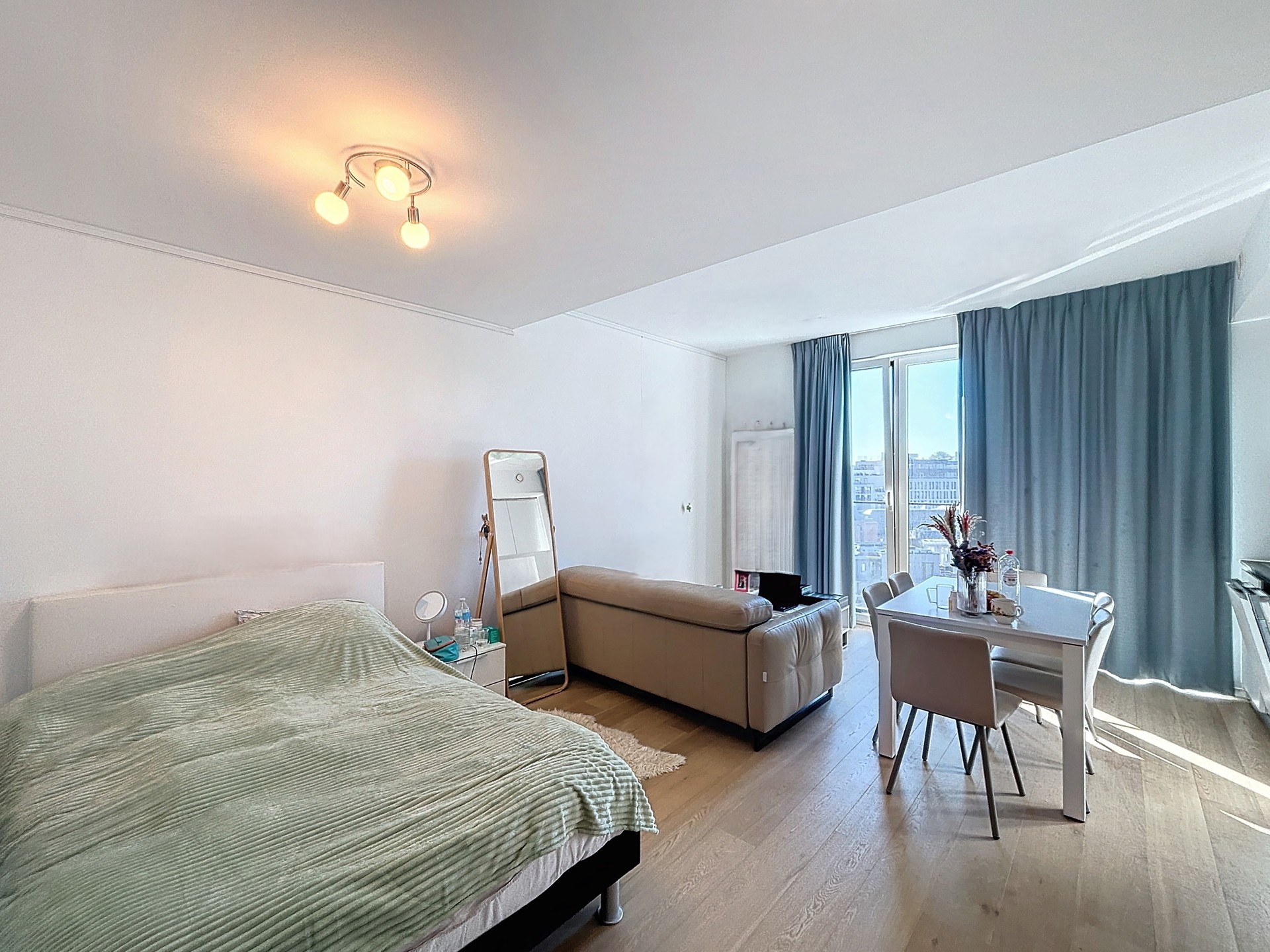 EUROPESE COMMISSIE STUDIO GEMEUBILEERD - foto 4