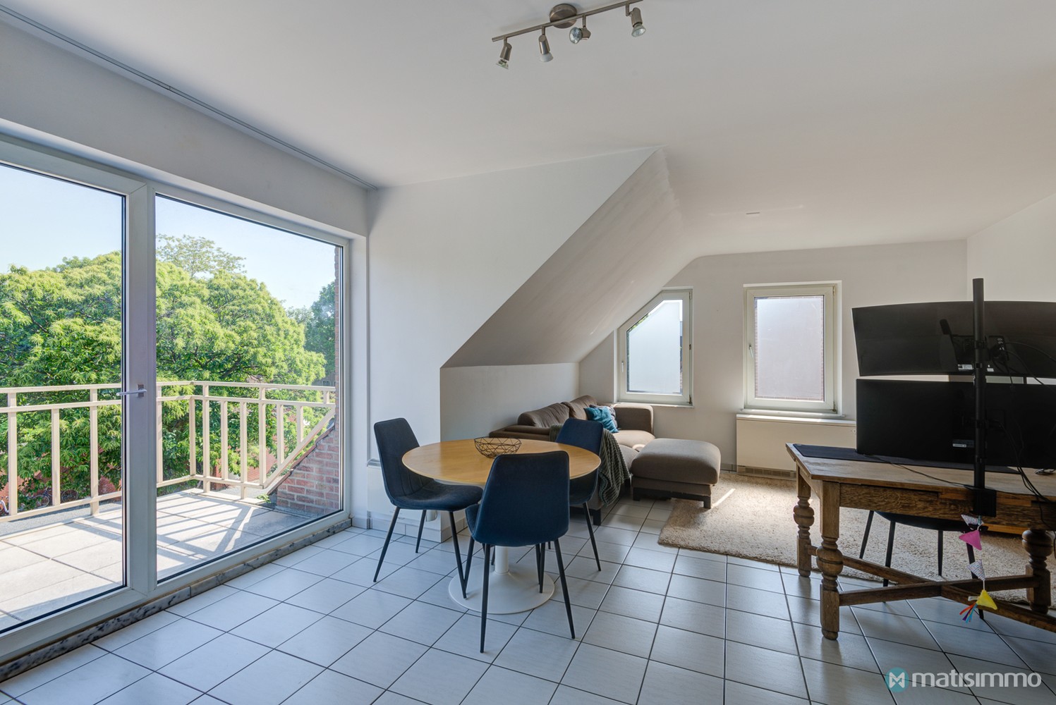 Appartement à louer à Bilzen avec 2 chambres - photo 2