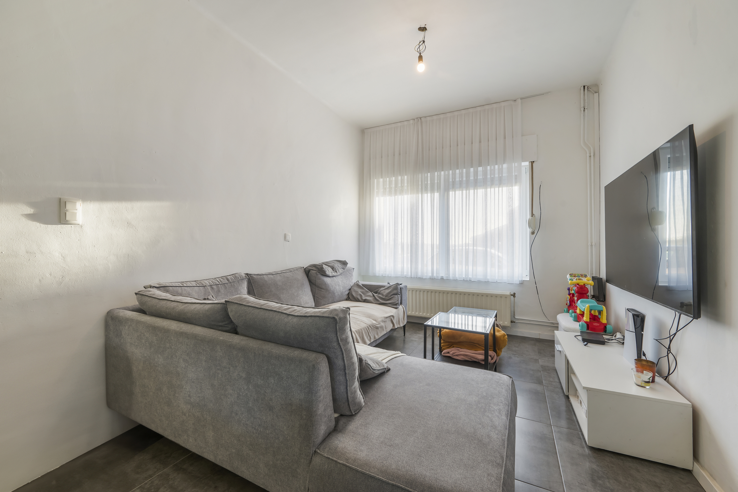 Maison à louer à Anvers avec 2 chambres - photo 3