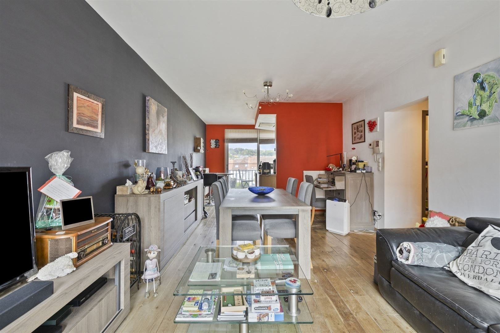 Recent ruim 2-slpkapp. met dubbele garage - foto 3