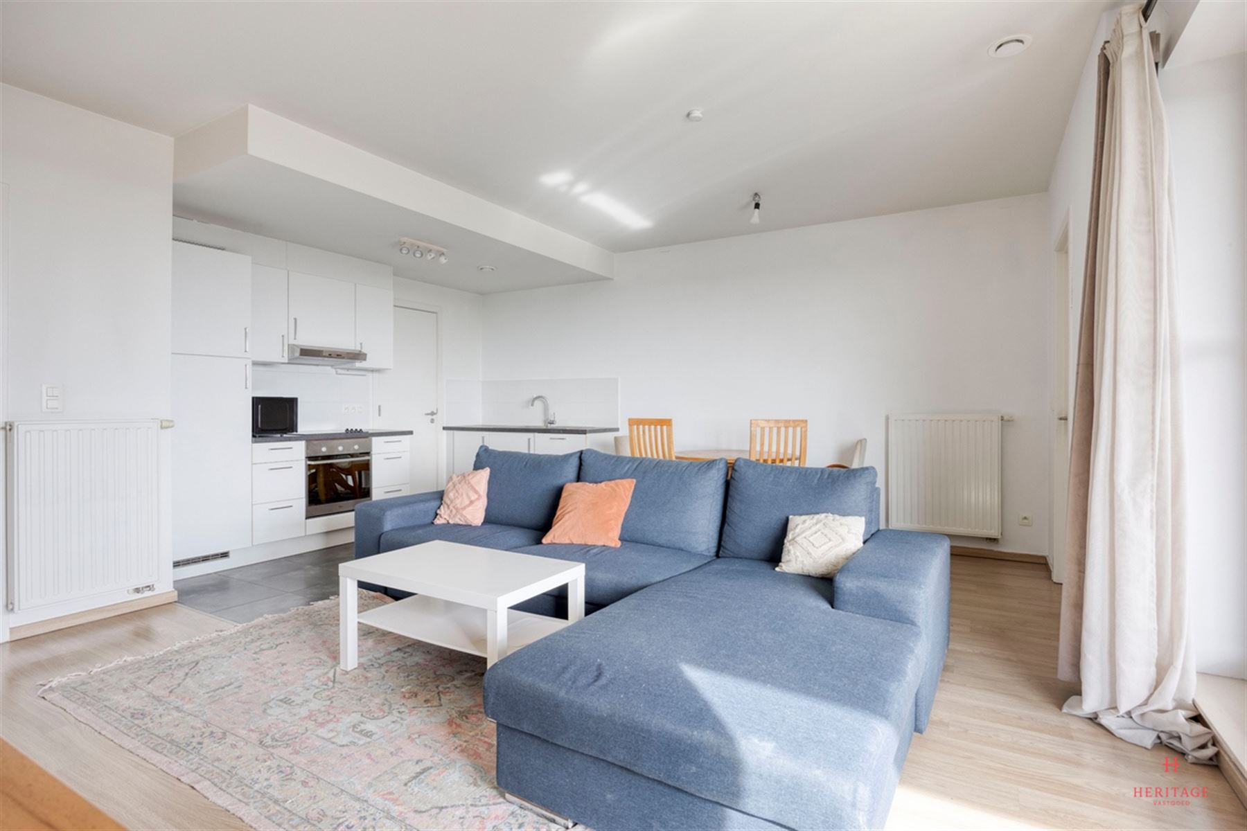 Appartement met 2 Slaapkamers en een terras in Evere - foto 3