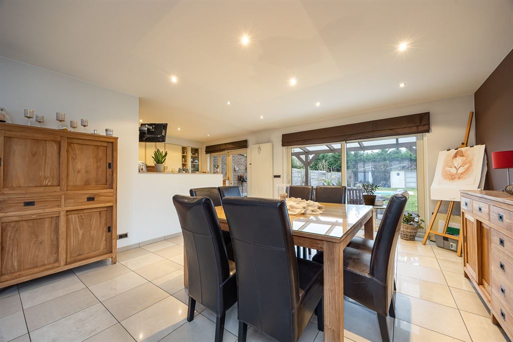 Energiezuinige woning met zwembad op uitstekende locatie in Schiplaken - foto 5