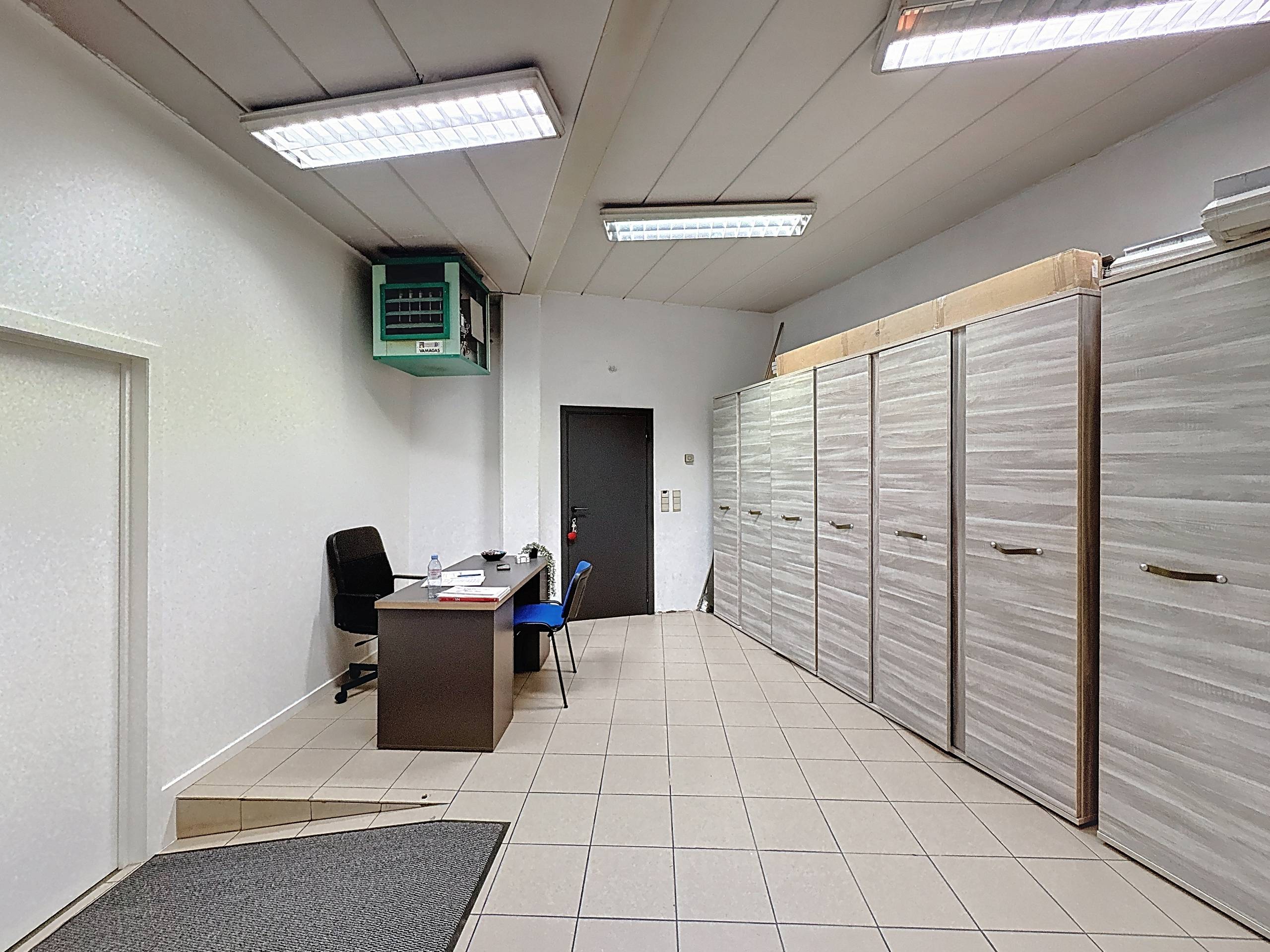 Commercieel gelijkvloers op toplocatie Denderleeuw - foto 4