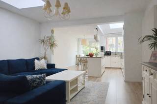KIJKDAG 16 meiBent u op zoek naar een instapklare woning waar rust, licht en bereikbaarheid perfect samenkomen? Deze uitstekend onderhouden woning is...
