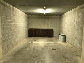 Garage for rent in Evergem