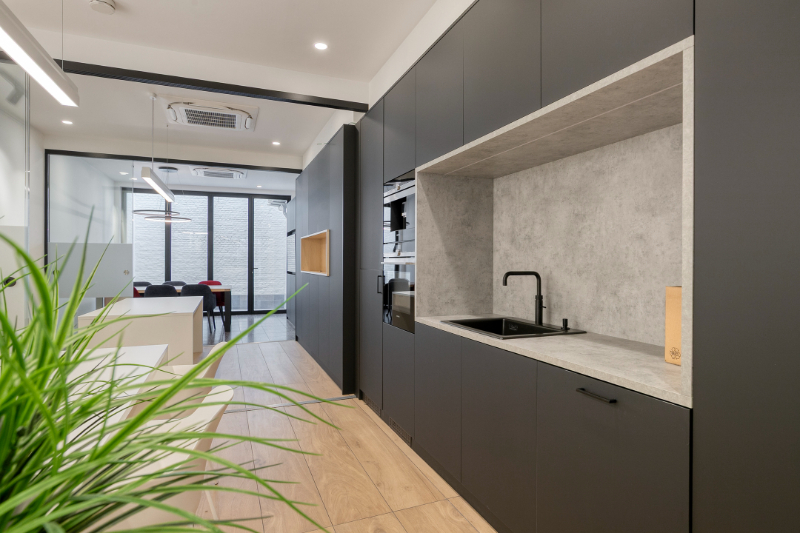 Commercial for rent in Mechelen - photo 4