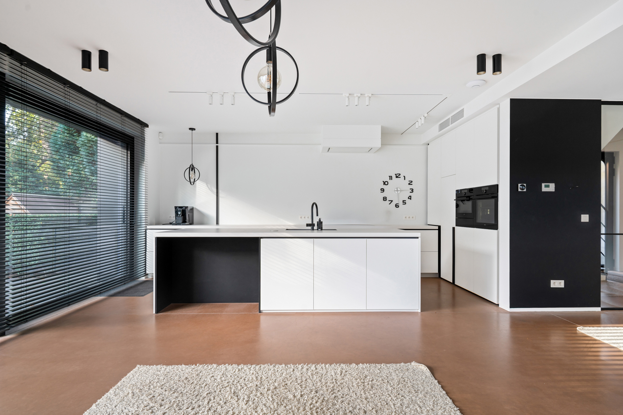 House for sale in Edegem with 6 bedrooms - photo 4