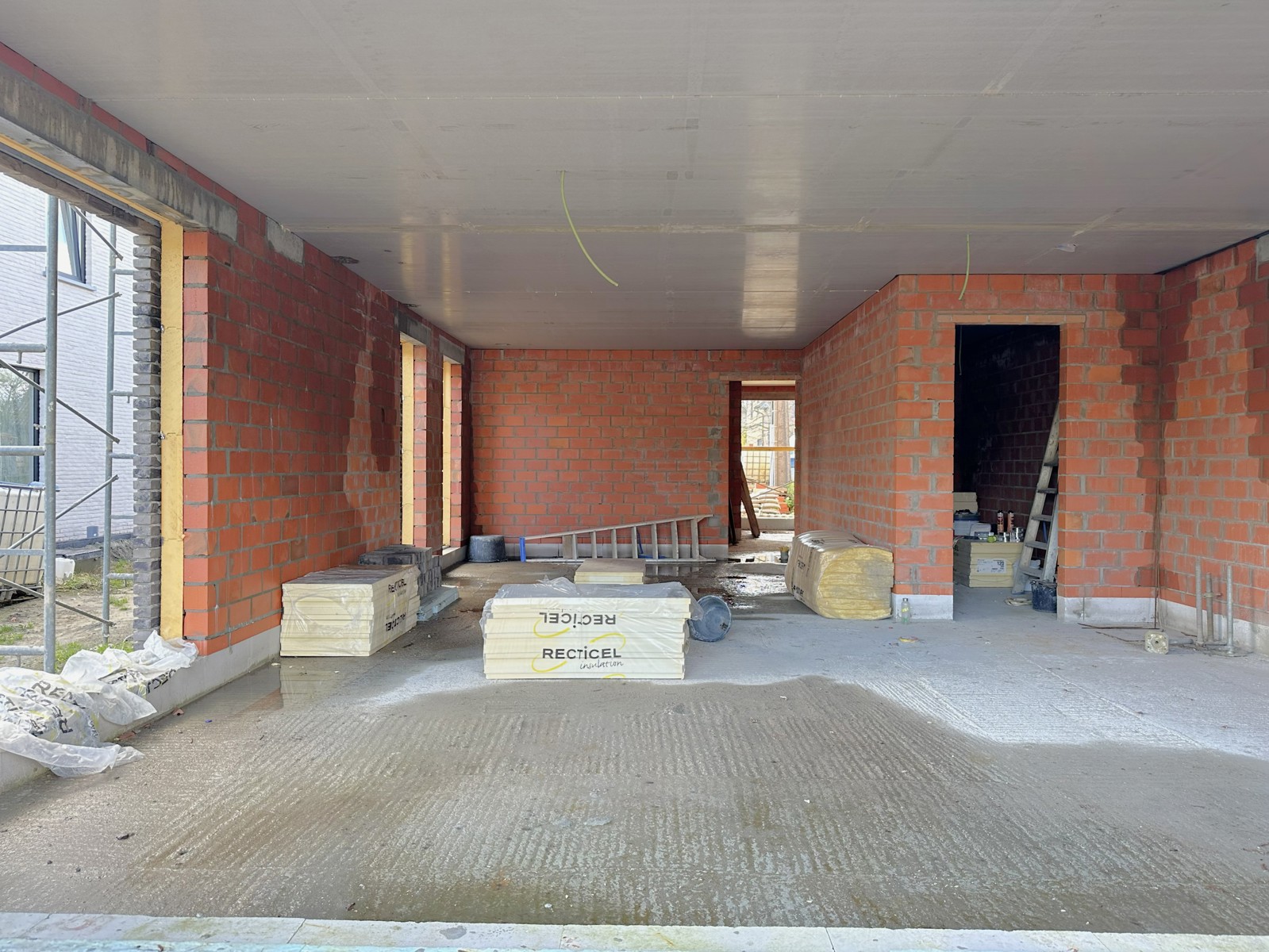 Nieuwbouwwoning, centraal gelegen nabij het centrum. - foto 4