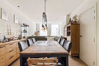 Welcome to this inviting family home in Lier! This charming property offers everything you need for comfortable and modern living. The home...