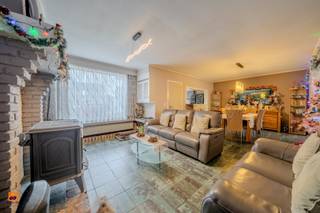 In de "Beukenstraat 22", een rustige - kindvriendelijke - woonwijk, dichtbij het centrum van Evergem, dichtbij scholen, winkelcentra,...