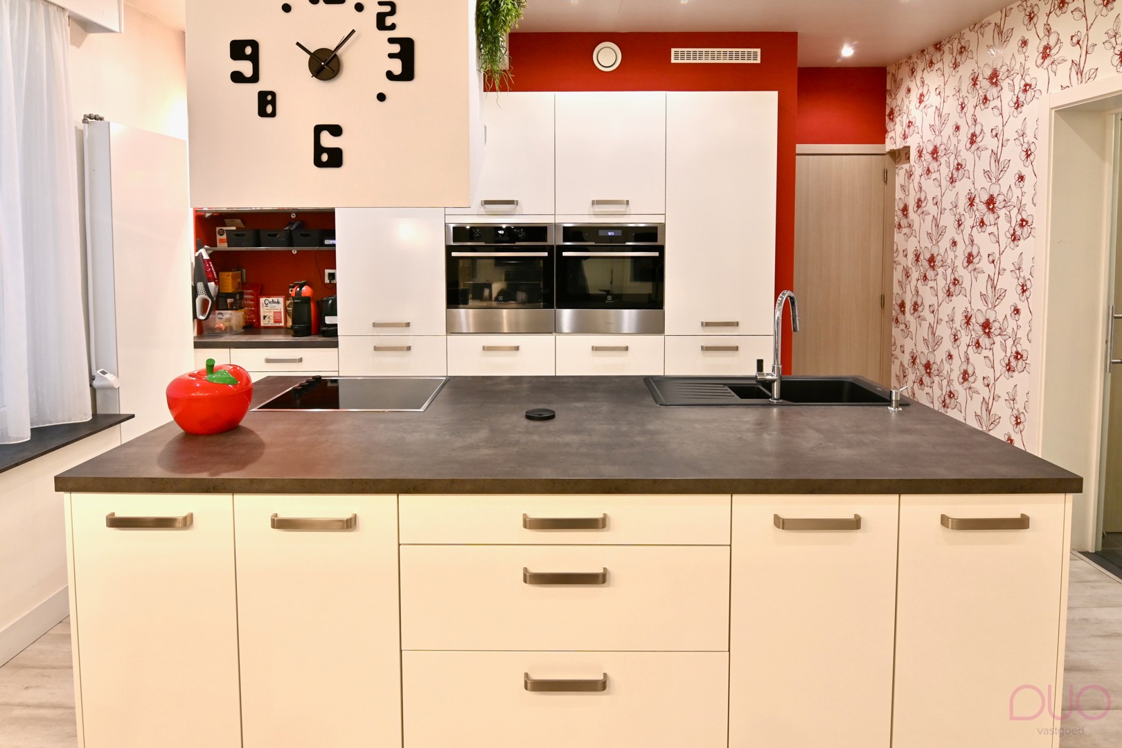 Apartment for sale in Ostend with 3 bedrooms - photo 3