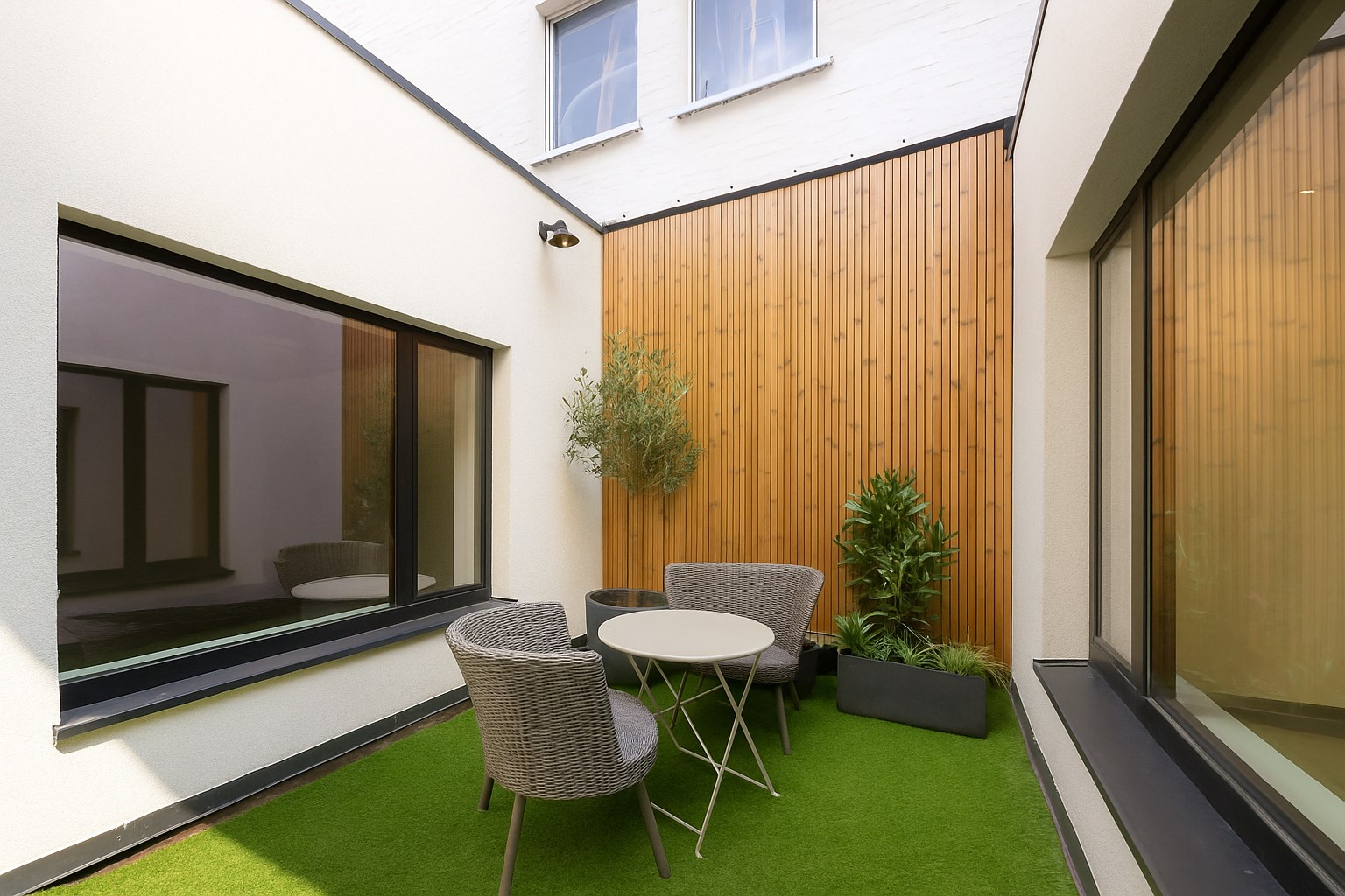 PRACHTIG APPARTEMENT (138 m²) MET 2 SLPKS | TERRAS EN PATIO - foto 5