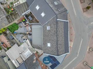 GEZINSWONING MET 2 RUIME SLPKS EN TUIN IN HARTJE KOTEM ! <br /><br />We vinden deze gesloten woning met een bewoonbare oppervlakte van 156 m² terug in Kotem-Maasmechelen. <br /><br />Voor meer informatie, neem zeker een kijkje op onze website via de volgende link:<br />https://www.sterkvastgoedmakelaars.be/detail/te-koop-woning-maasmechelen/7464052?dosearch=True&amp;flowstatus=ForSale,ForSaleReserved,ForSaleWithBid,ToCompleteForSale,SoldUnderReserve,Sold&amp;pageindex=1&amp;pagesize=12&amp;searchpage=ForSale&amp;sortdirection=DESC&amp;sortfield=pub_flowstatus&amp;transactiontype=Sale