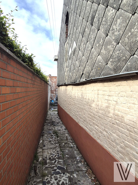 House for sale in Roeselare with 4 bedrooms - photo 2