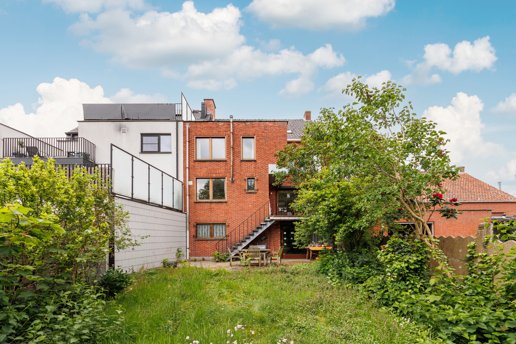Bel-etagewoning met 4 slaapkamers - foto 2