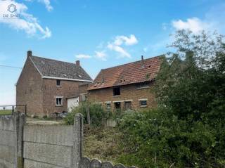 PROJECT VOOR OPEN BEBOUWING TE SMEEREBBE Projectgrond voor open bebouwing. Renovatieproject. Voor inlichtingen of bezoek gelieve op de advertentie te...