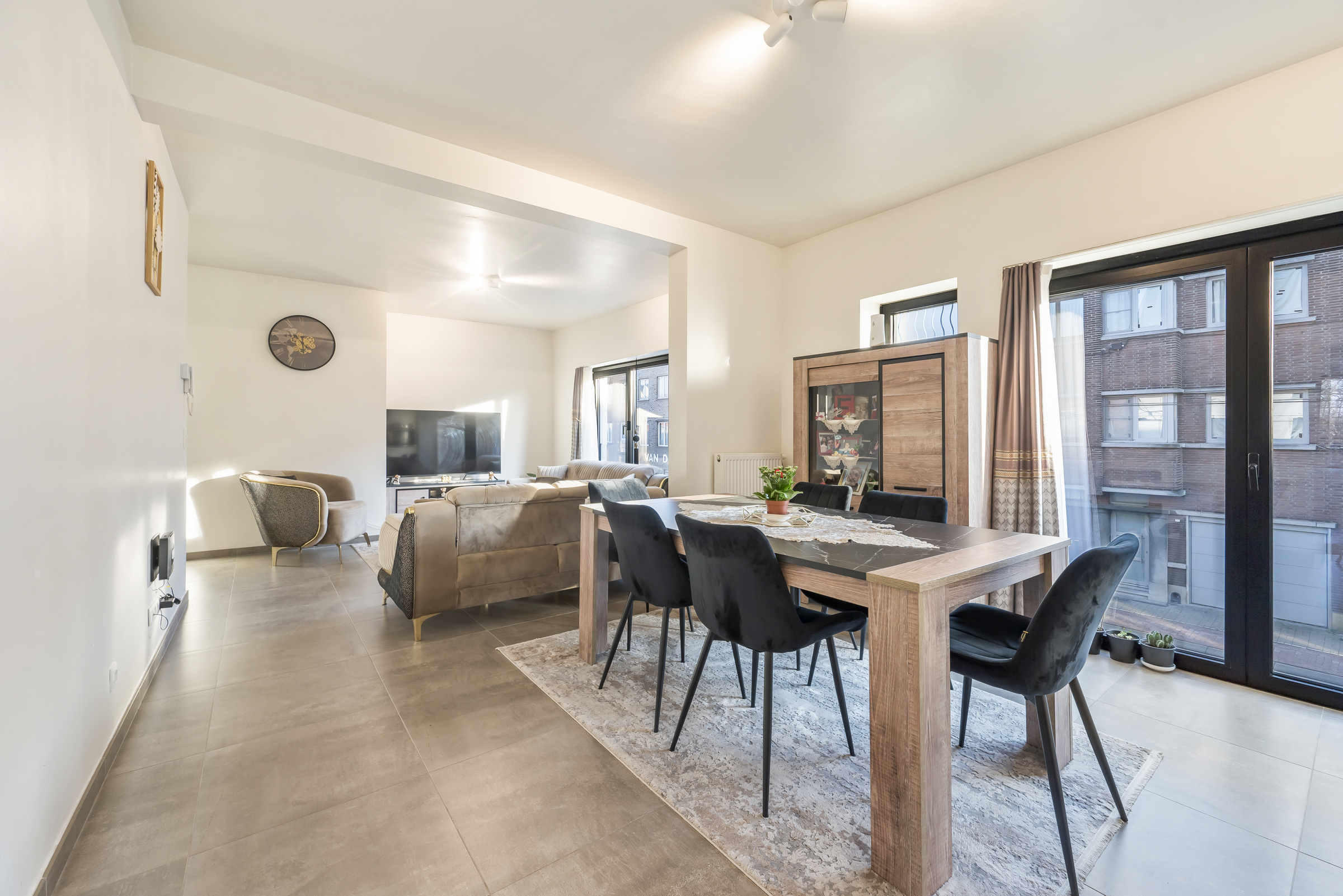 Apartment for sale in Beveren-Kruibeke-Zwijndrecht with 2 bedrooms - photo 2