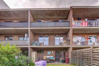 Are you looking for a ready to move in apartment with lots of light, space and future-oriented energy performance? Then this ground floor...