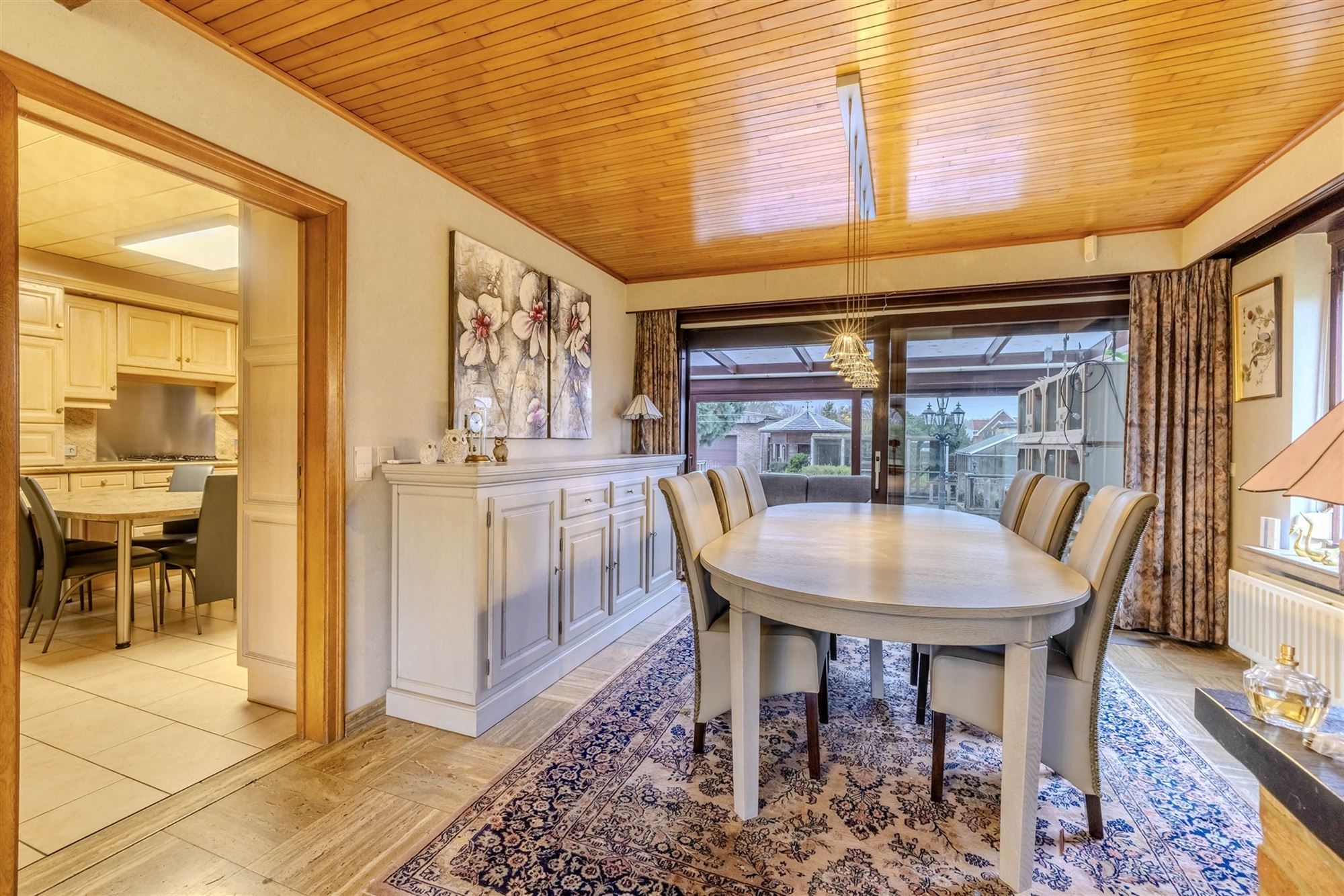 Landelijk gelegen woning op 1200m² met grote kelder en bijgebouw - foto 3