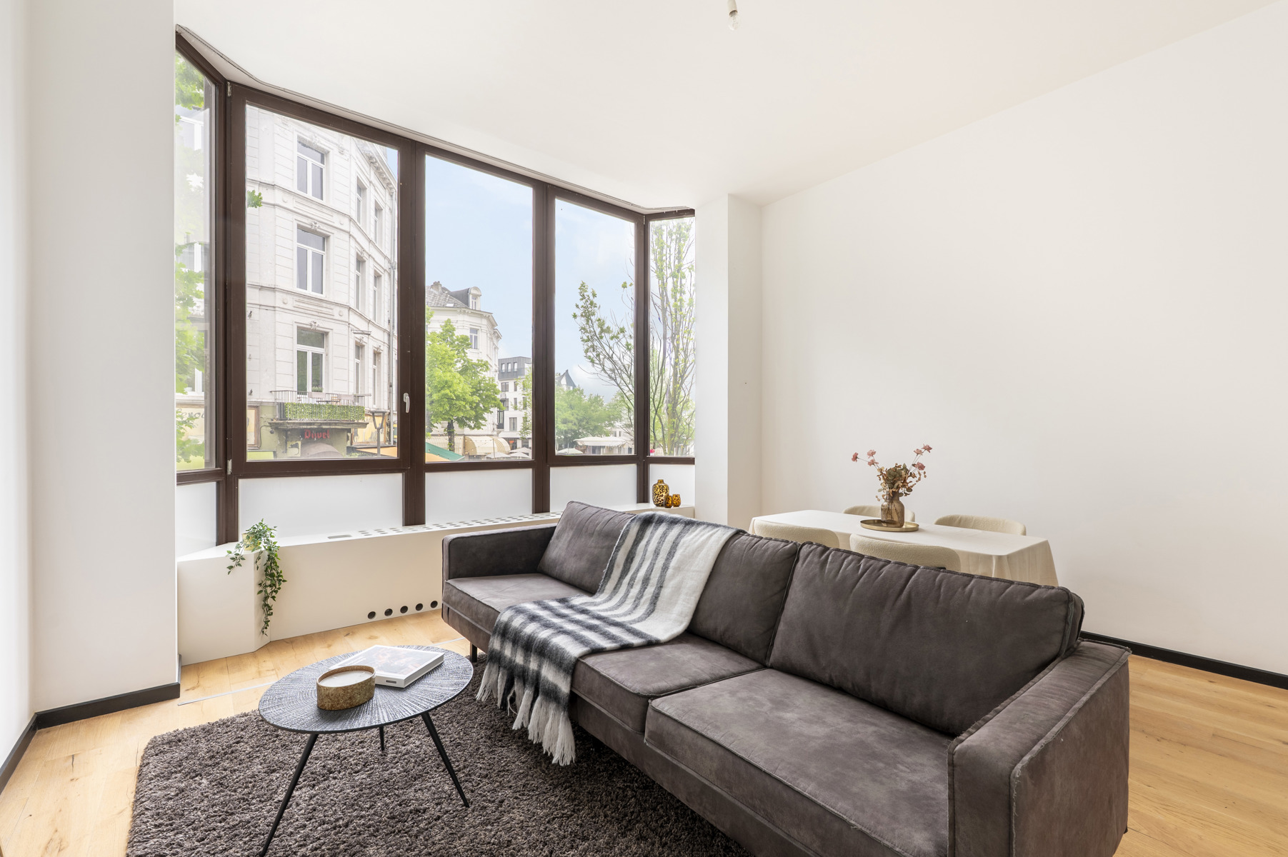 Gerenoveerd appartement op toplocatie - foto 2