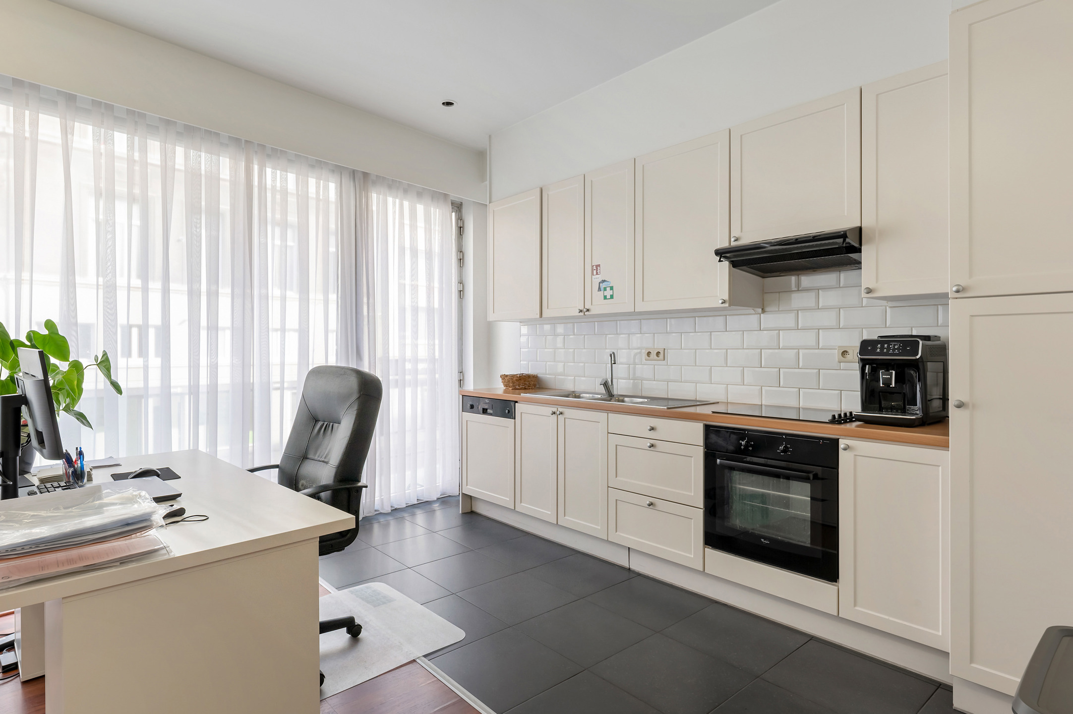 Commercial for sale in Antwerp - photo 5