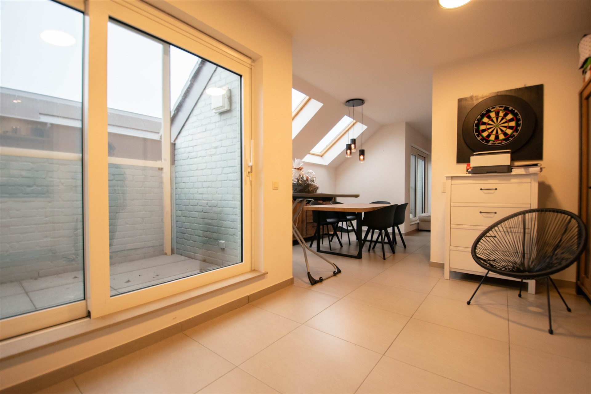 Uitstekend gelegen Dakappartement in centrum Sint-Gillis-Waas! - foto 4