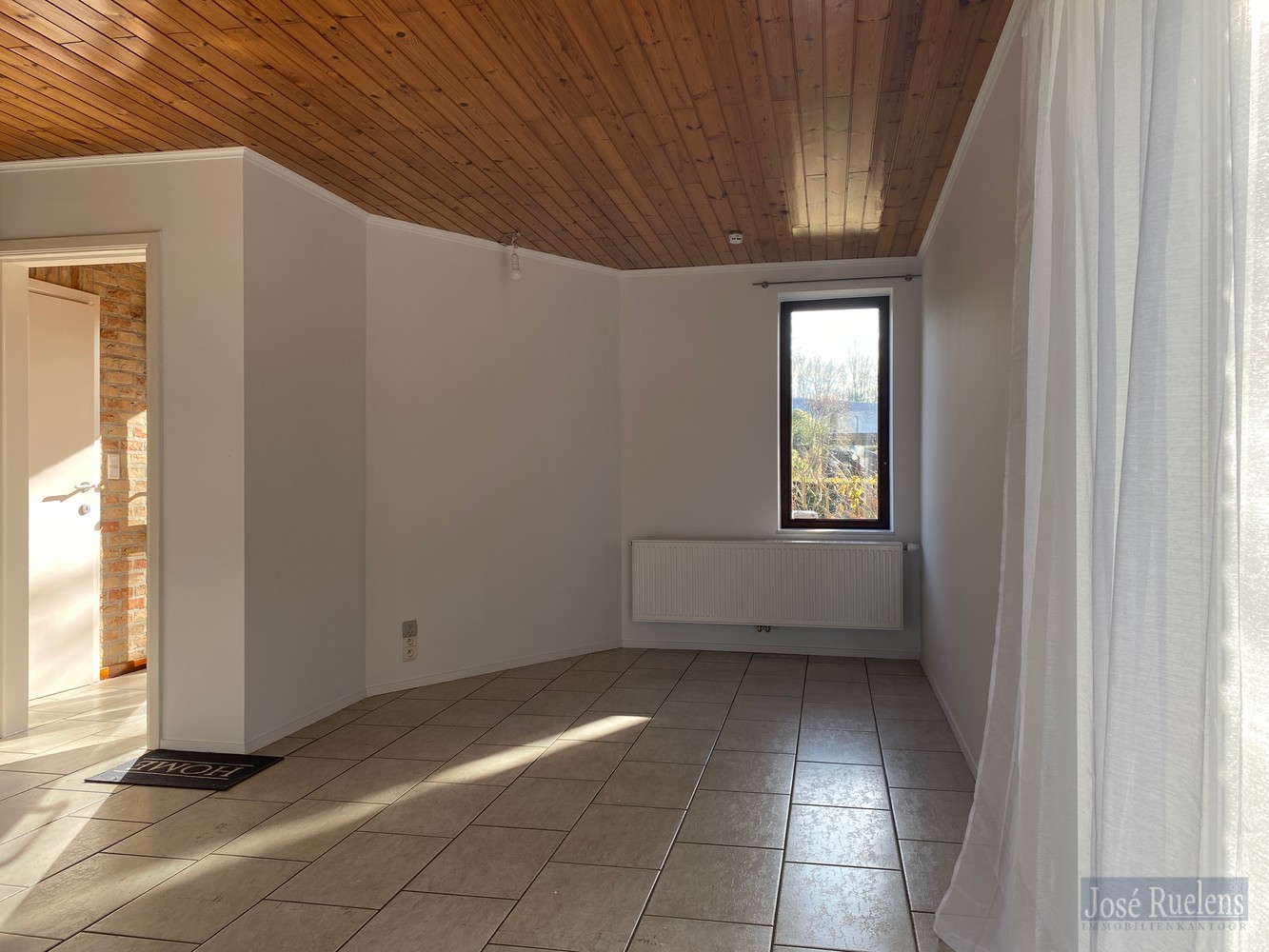 House for rent in Linden with 4 bedrooms - photo 4