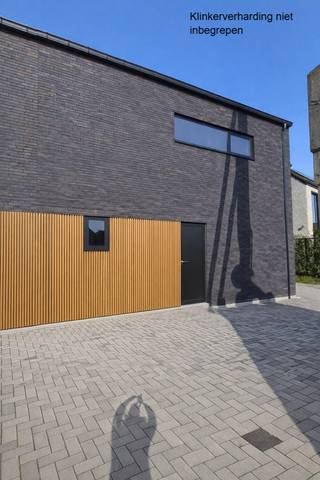 Zoek je de luxe van nieuwbouw, maar wil je de volledige vrijheid om je eigen interieur te bepalen? Aan de rustige Steenakkerstraat in Diepenbeek...