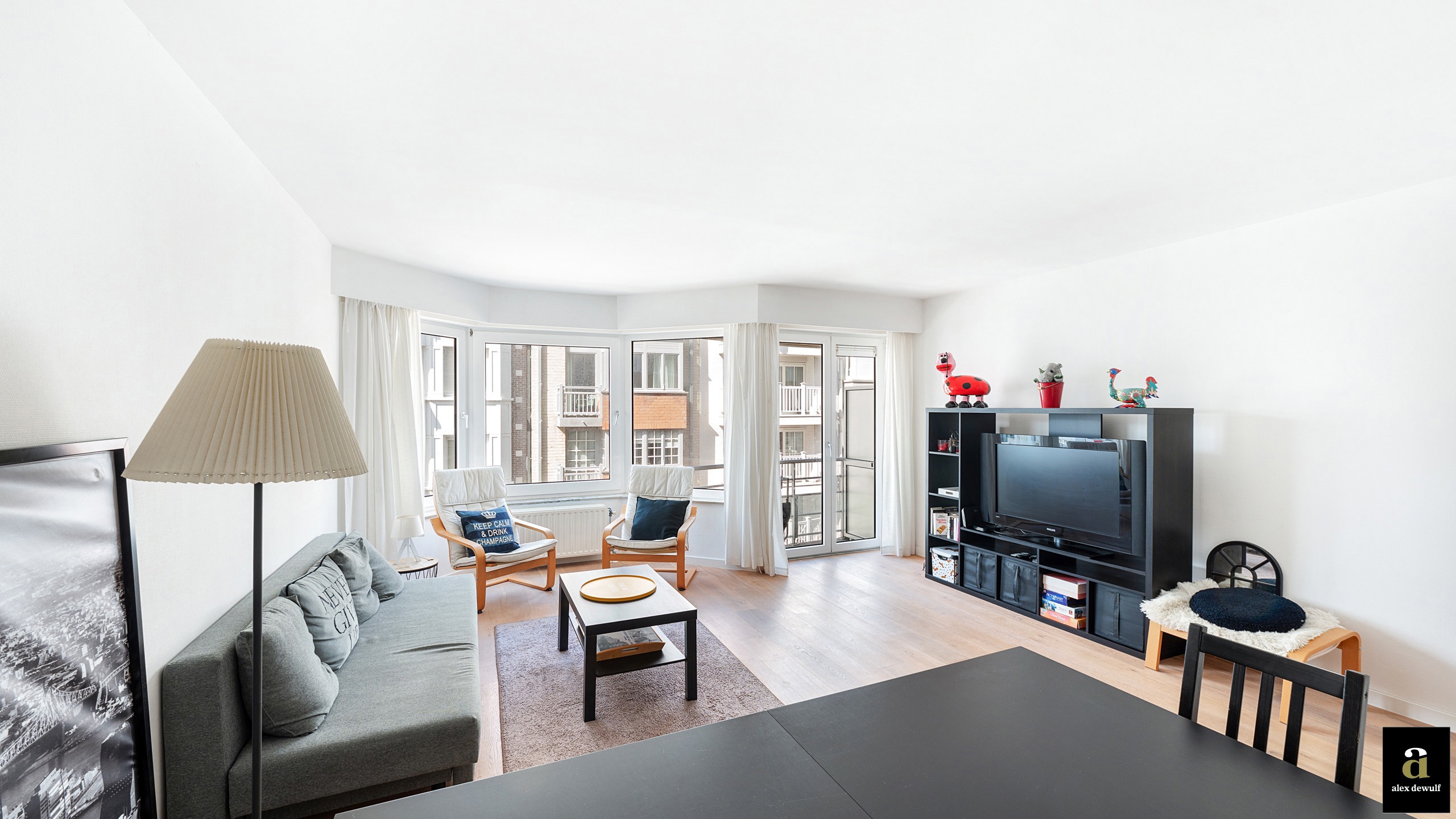 Instapklaar appartement met zijdelings zeezicht aan het Driehoeksplein [Zoute] - foto 5