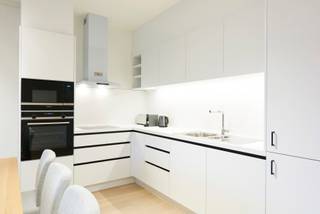 2 slpkapp - bemeubeld - hart van Europese Wijk<br /><br />Residentie Copernicus omvat 12 ruime en bemeubelde nieuwbouwappartementen voorzien van alle comfort. Copernicus omvat zes eenslaapkamer- en zes tweeslaapkamerappartementen. Het gebouw is gelegen in de Wetenschapsstraat in het hart van de Europese Wijk. De nabijheid van openbaar vervoer zorgt voor een uitstekende bereikbaarheid.