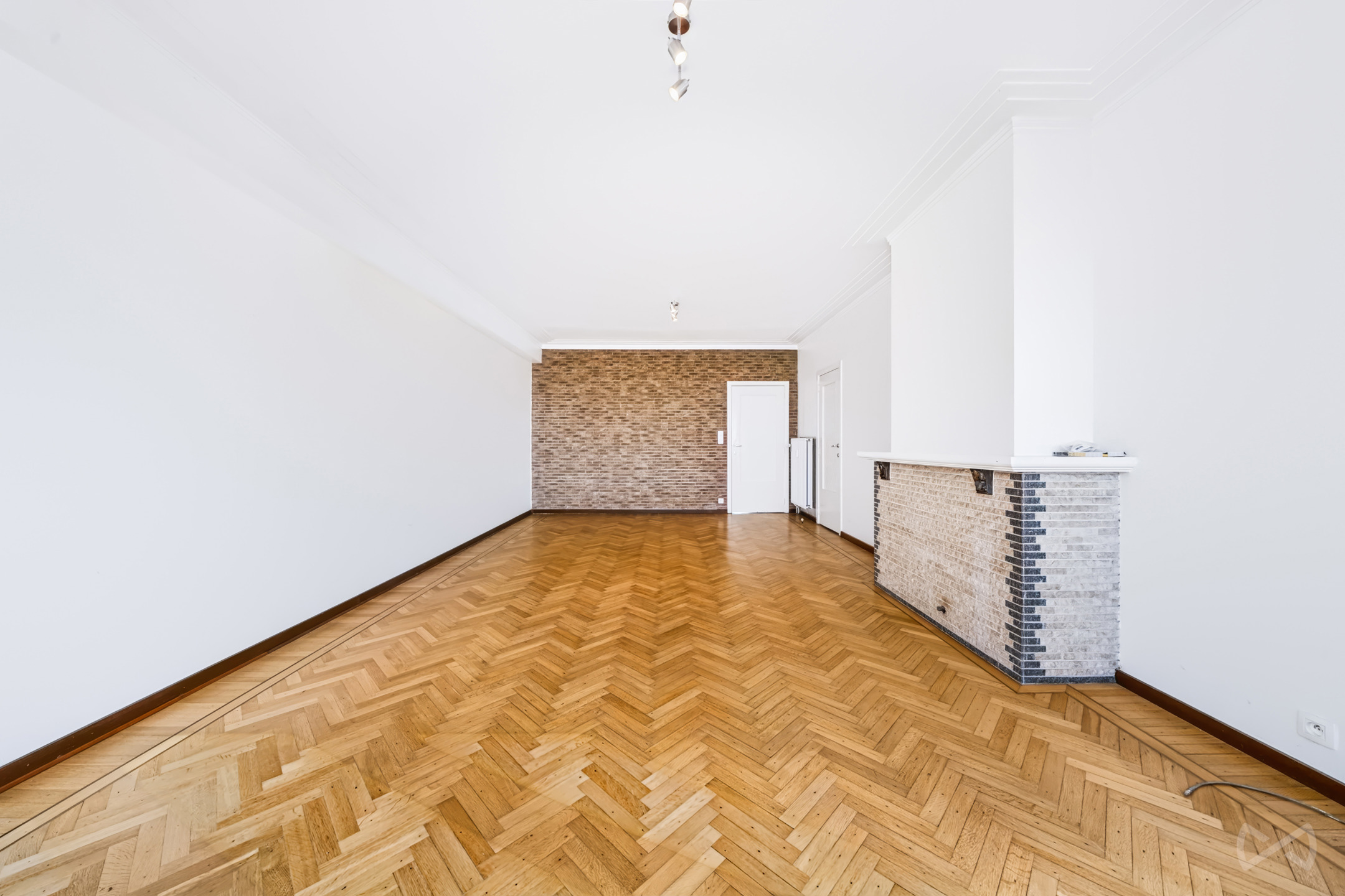 VORST | LICHTRIJK GERENOV. 2SLPK ±100M² | BALKONS - foto 4