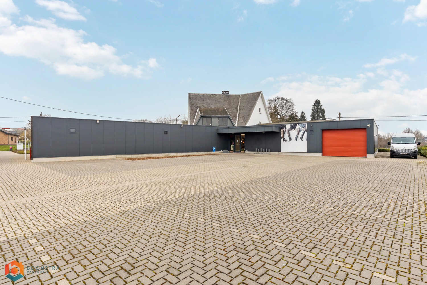 Handelspand op toplocatie met grote visibiliteit en veelzijdige mogelijkheden (1030m2) - foto 5
