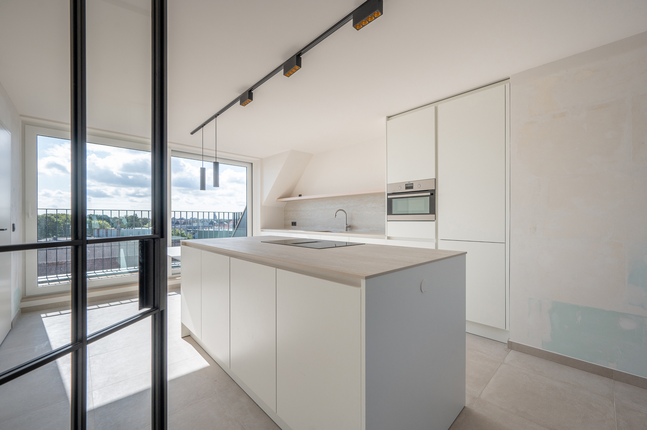 Apartment for sale in Blankenberge with 3 bedrooms - photo 2